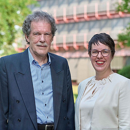 Vorstand der ANDHERI HILFE Cornelia Hansen und August Ilg