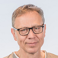 Dr. Martin Peter Houscht Portrait 