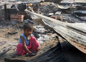 Kind in Slum Indien