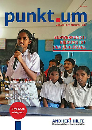 punkt.um Spendenmagazin der ANDHERI HILFE TitelBild: Mädchen in einer indischen Schule