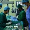 Bangladesch: Augenoperation in einem Hospital des Flüchtlingscamps