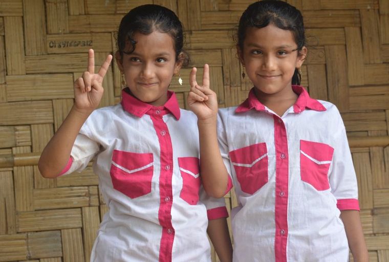 Bangladesch: Zwillinge nach Augenoperation